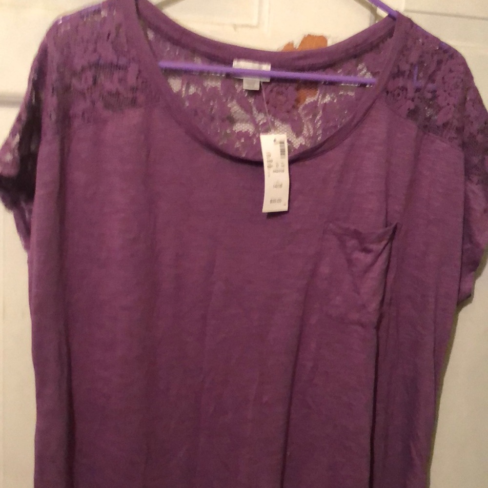 Short sleeve shirt